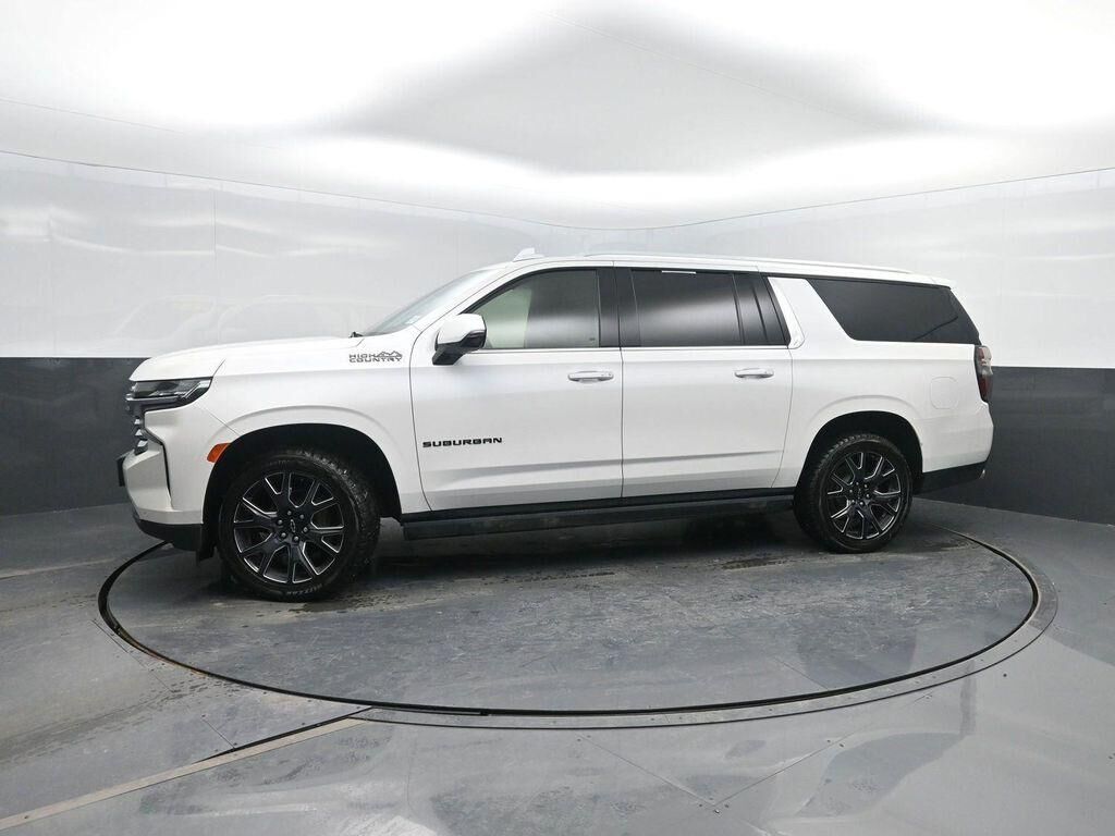 2024 CHEVROLET Suburban