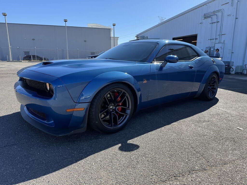 2020 DODGE Challenger
