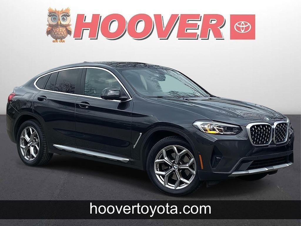 2022 BMW X4
