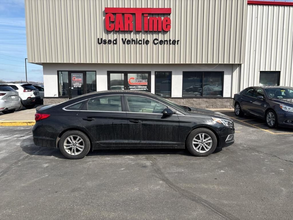 2017 HYUNDAI Sonata