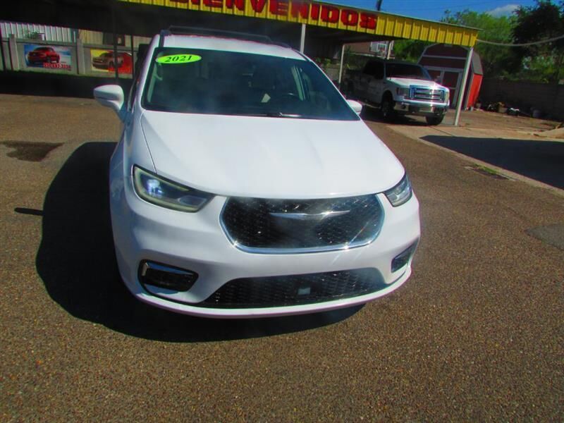 2021 CHRYSLER Pacifica