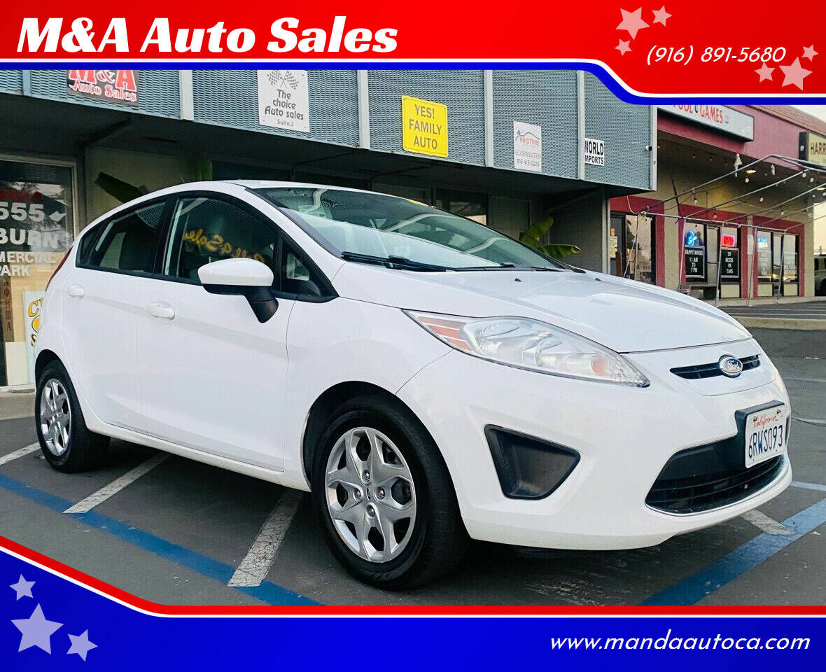 2011 FORD Fiesta