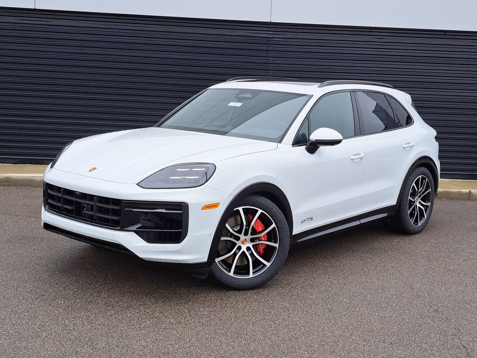 2026 PORSCHE Cayenne