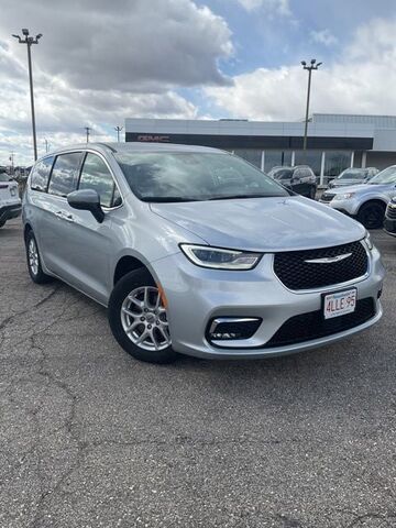 2023 CHRYSLER Pacifica