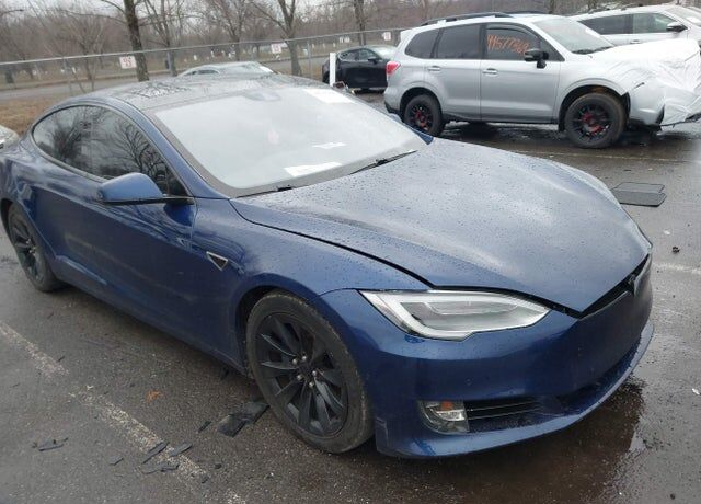 2016 TESLA Model S