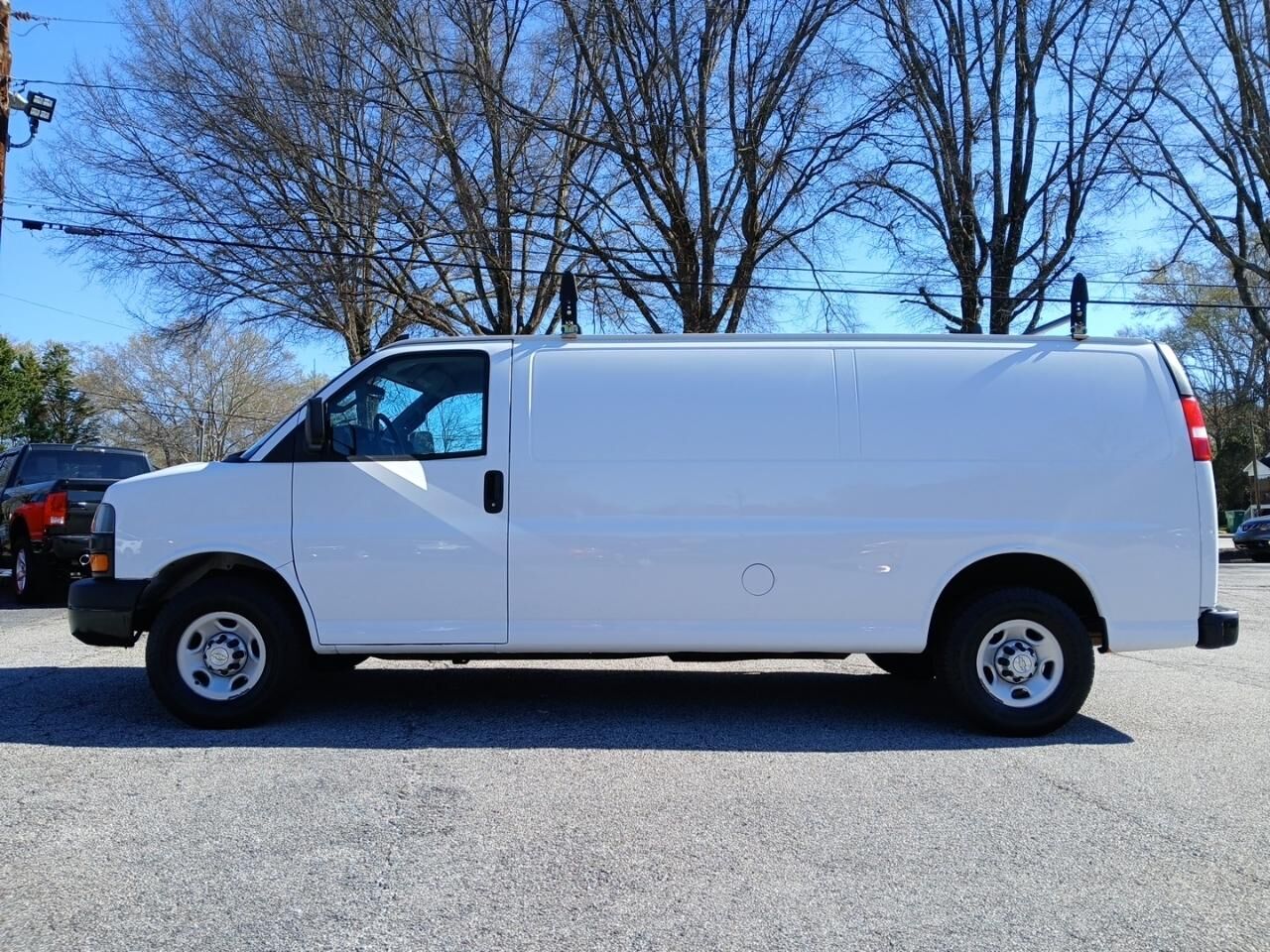 2021 CHEVROLET Express