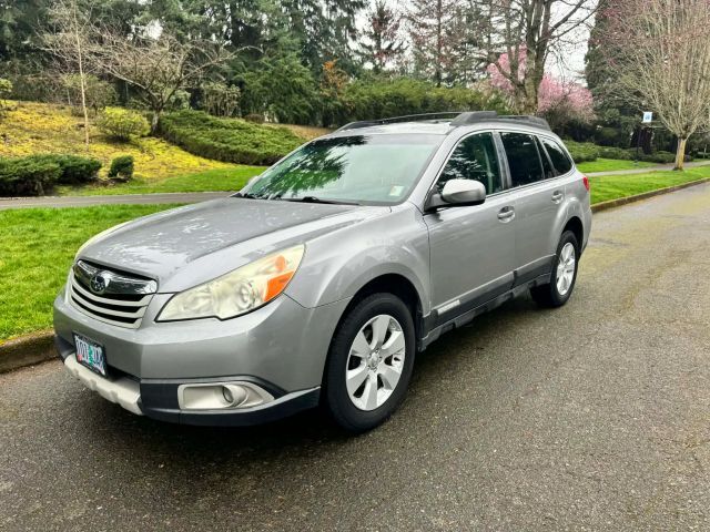 2010 SUBARU Outback