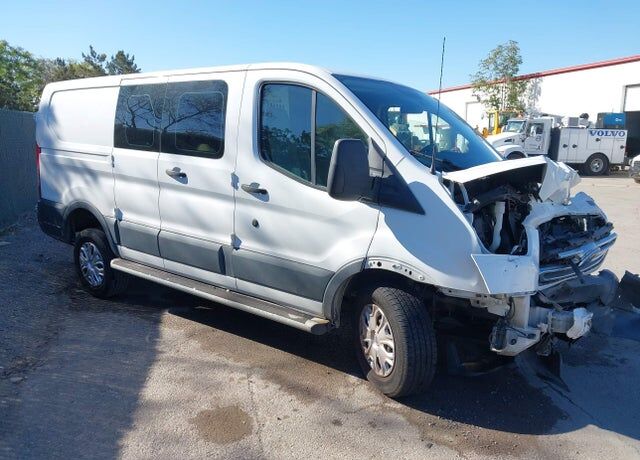 2015 FORD Transit