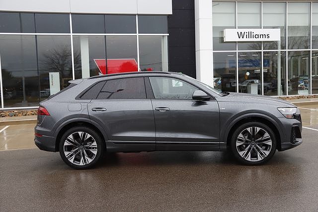 2026 Audi Q8