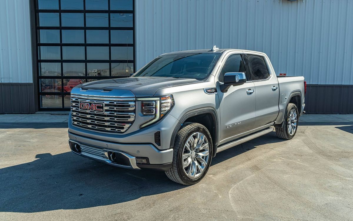 2024 GMC Sierra