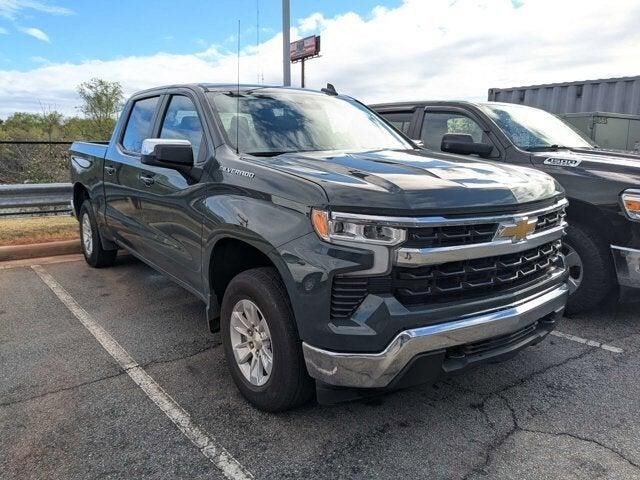 2025 CHEVROLET Silverado