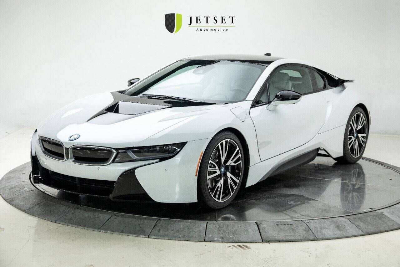 2015 BMW i8