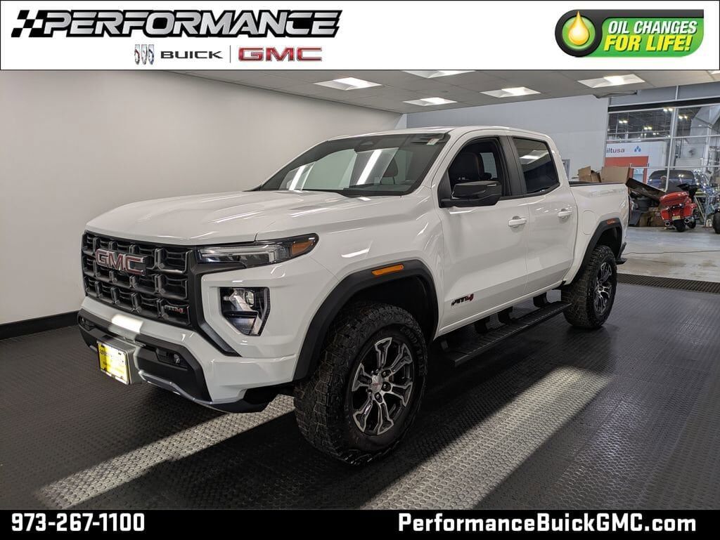 2023 GMC Canyon