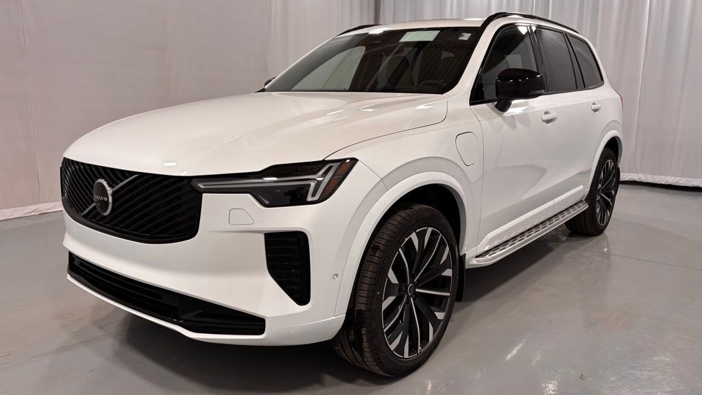 2026 VOLVO XC90