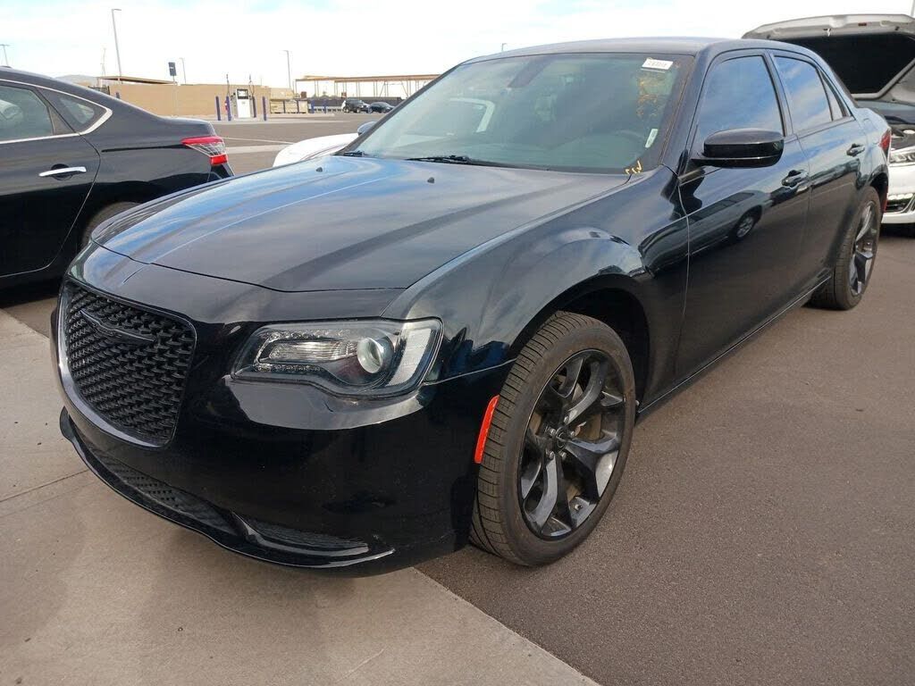 2022 CHRYSLER 300