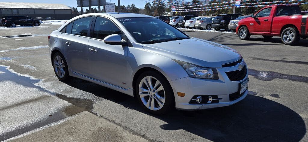 2013 CHEVROLET Cruze