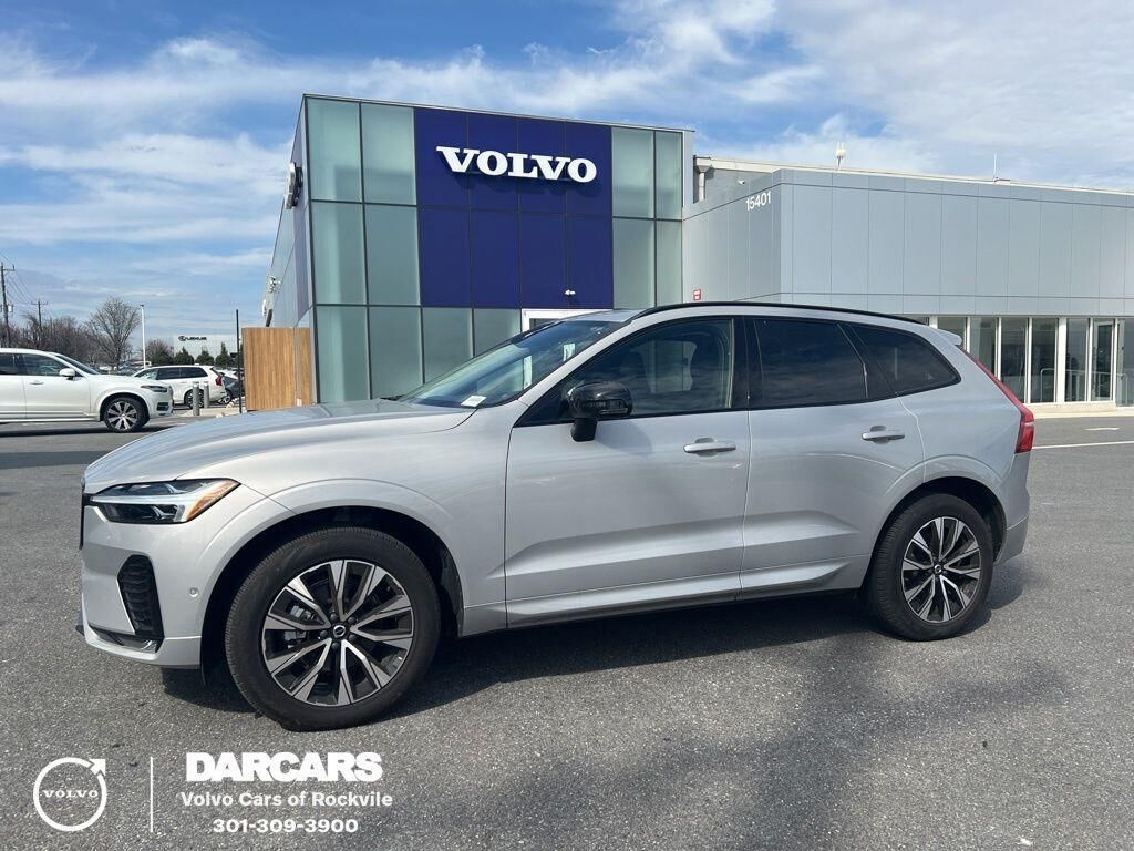 2025 VOLVO XC60