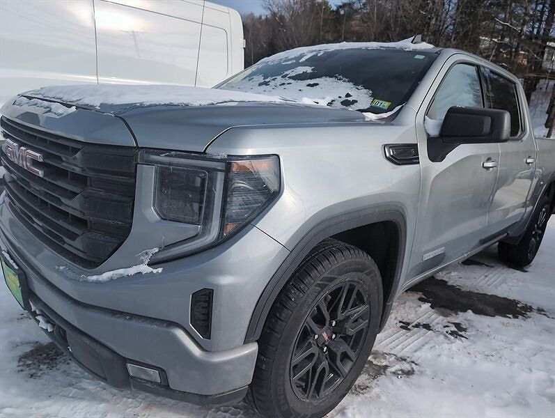 2023 GMC Sierra