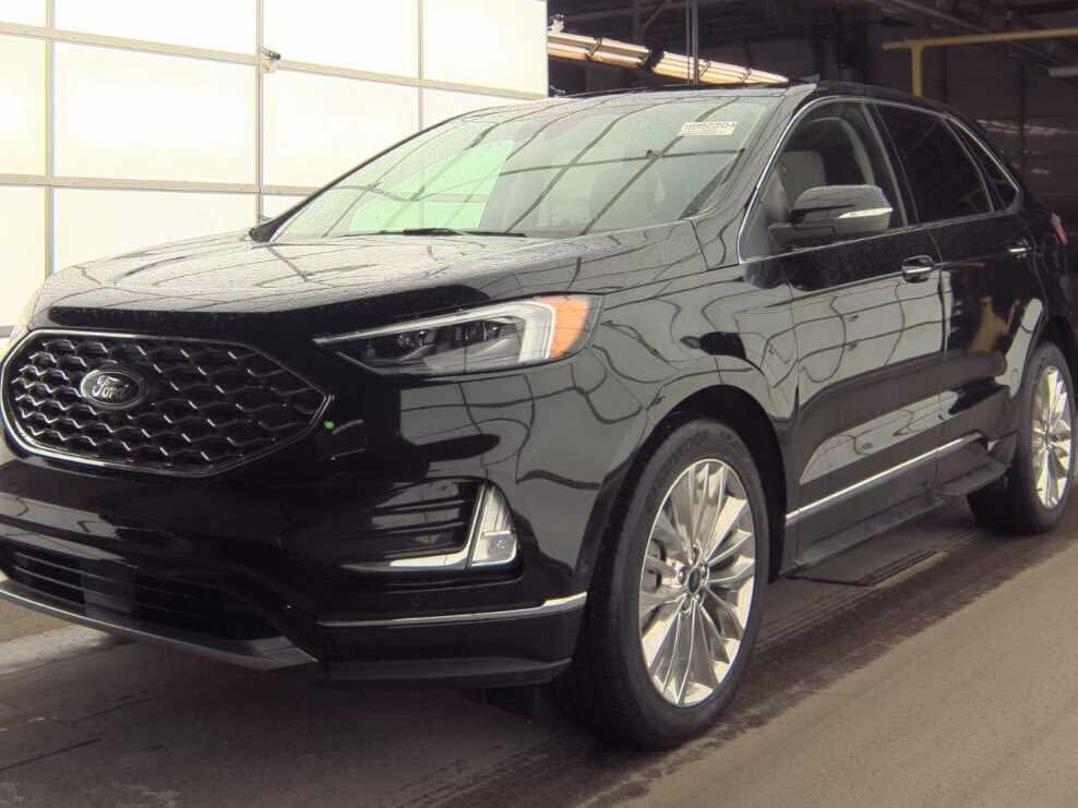 2023 FORD Edge