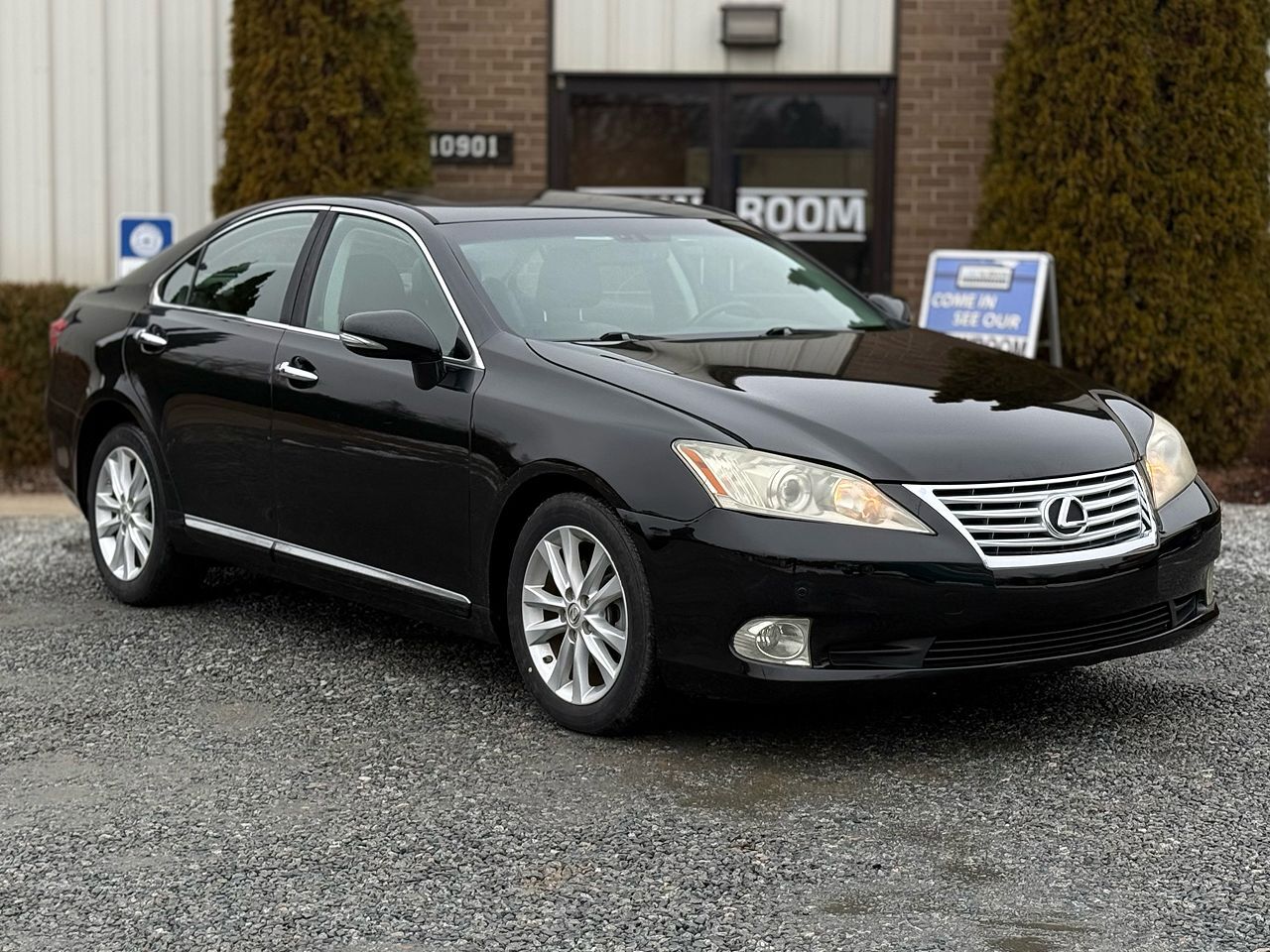 2010 LEXUS ES