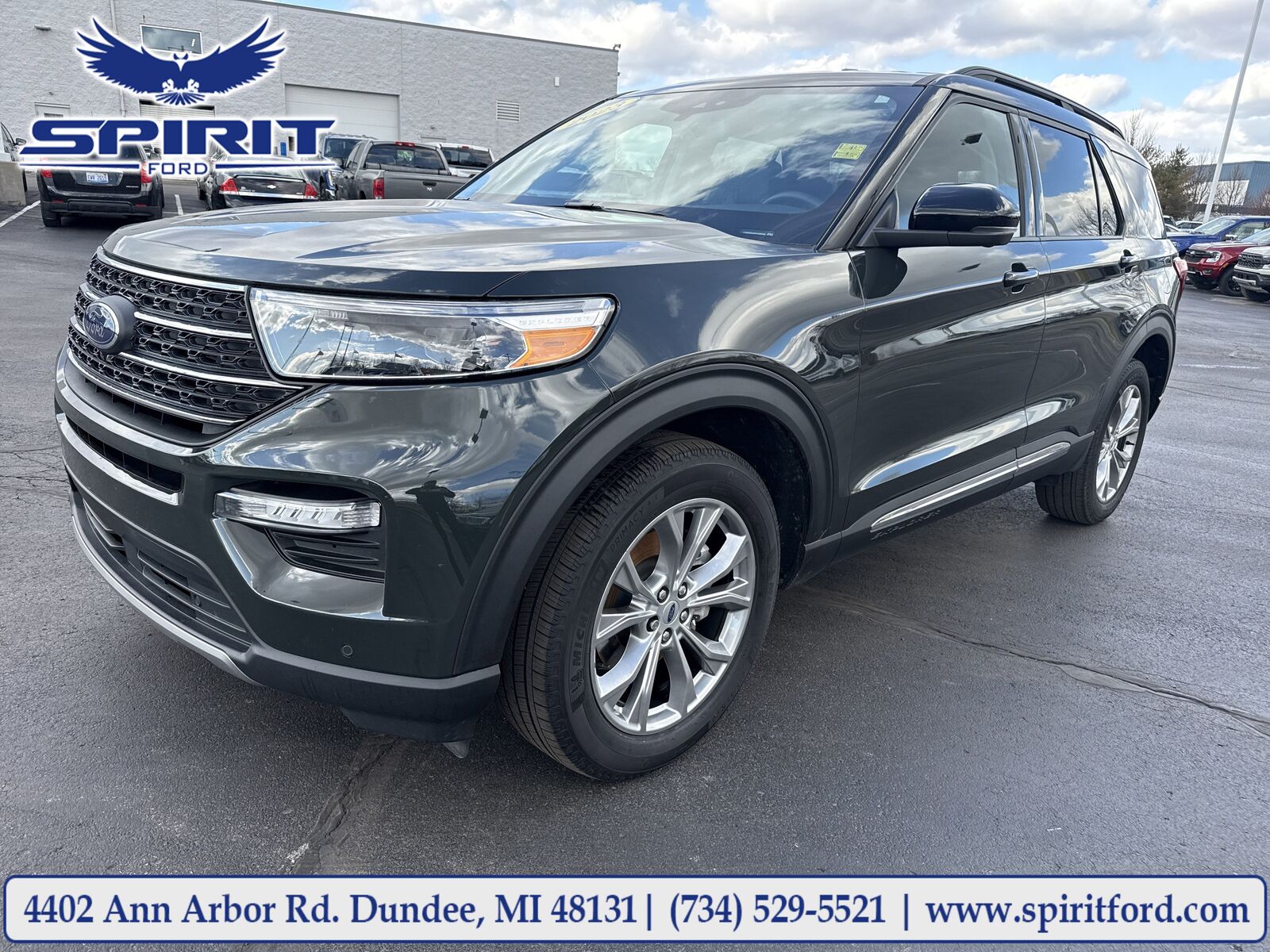 2023 FORD Explorer