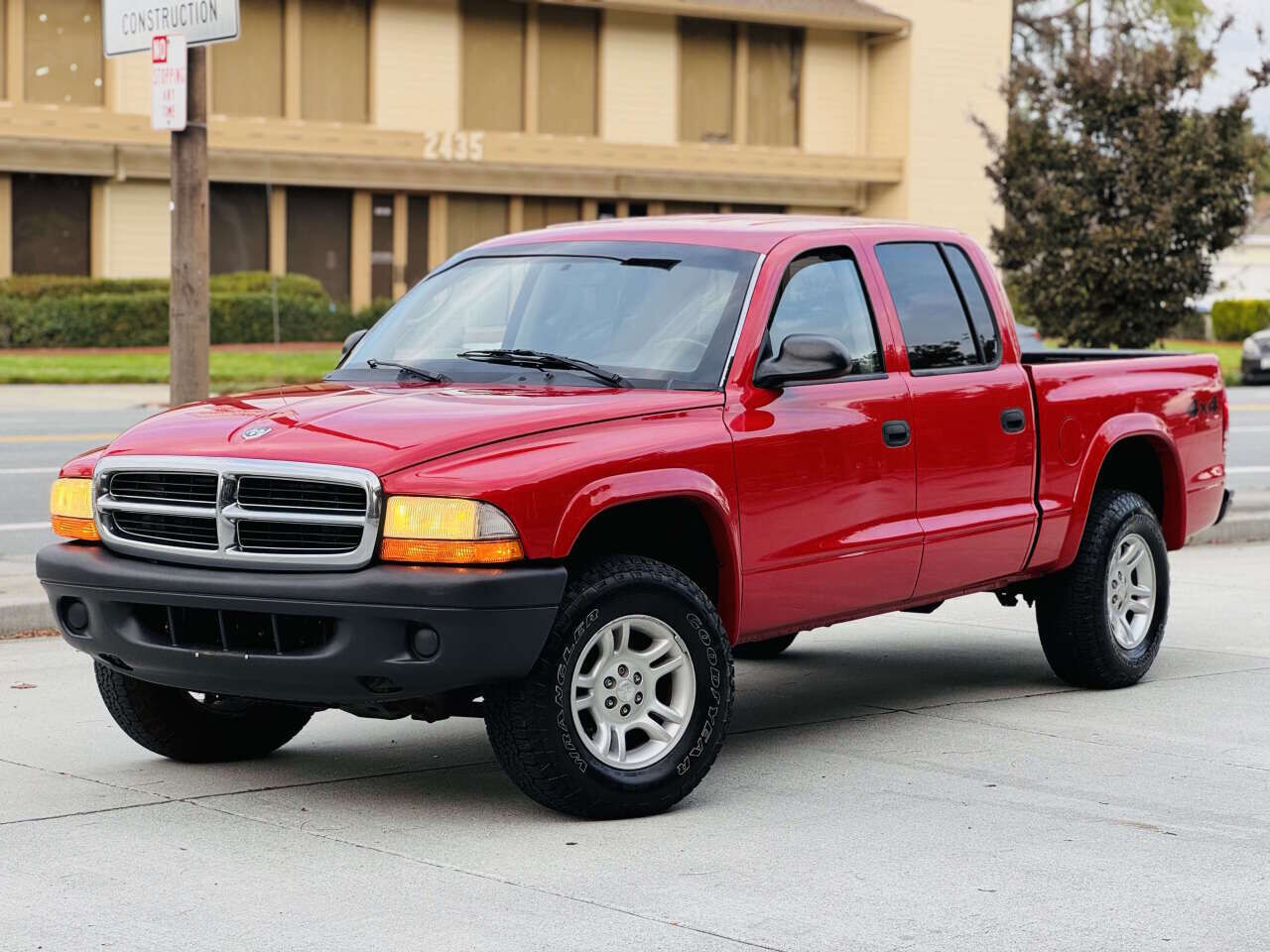 2004 DODGE Dakota