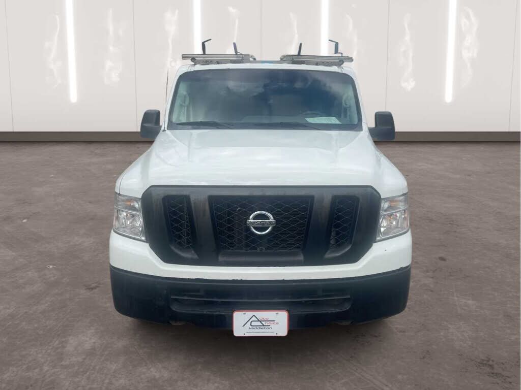 2018 NISSAN NV