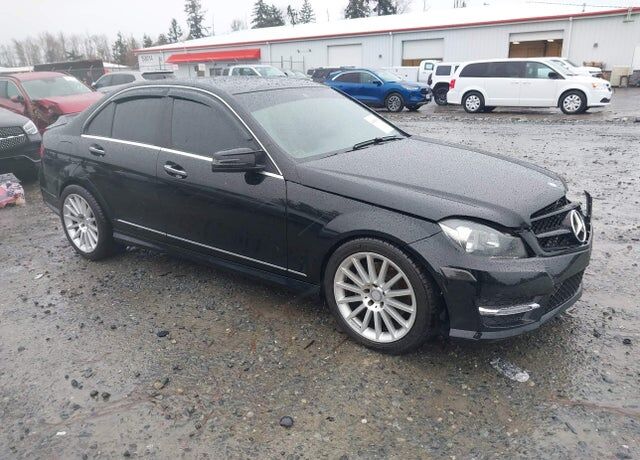 2014 MERCEDES-BENZ C-Class