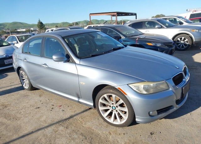 2011 BMW 3 Series