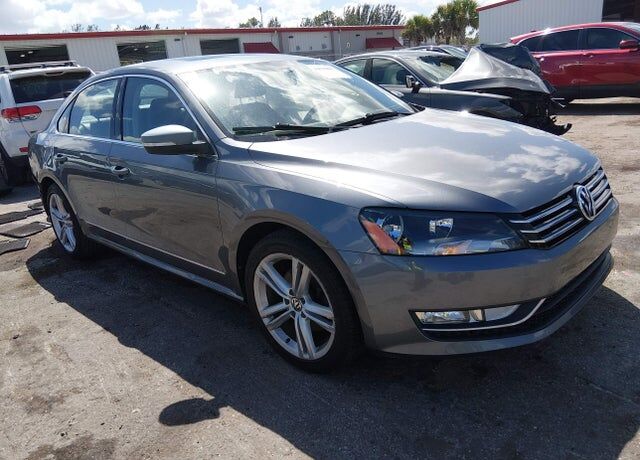 2015 VOLKSWAGEN Passat