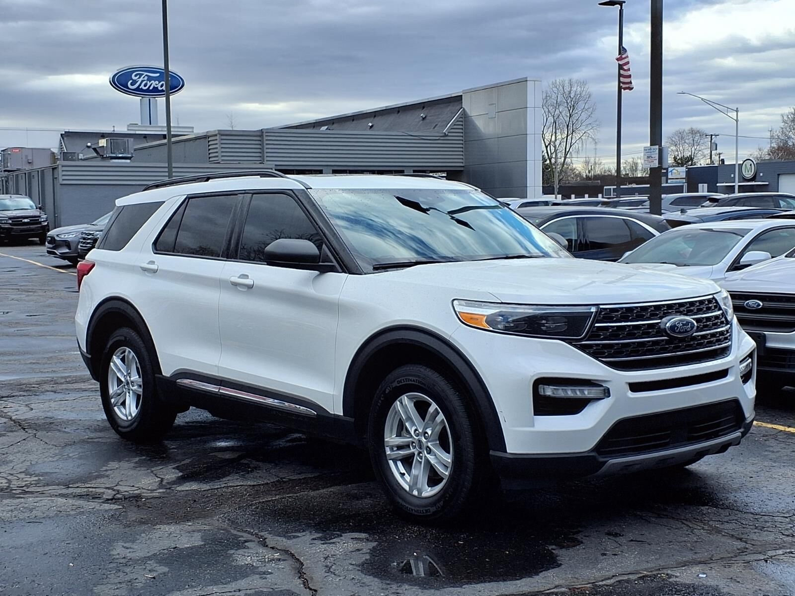 2023 FORD Explorer