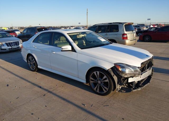 2016 MERCEDES-BENZ E-Class