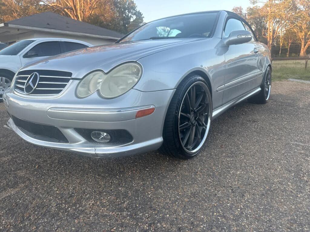 2004 MERCEDES-BENZ CLK-Class