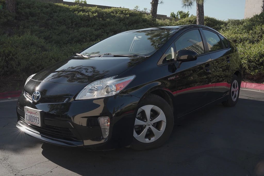 2015 TOYOTA PRIUS