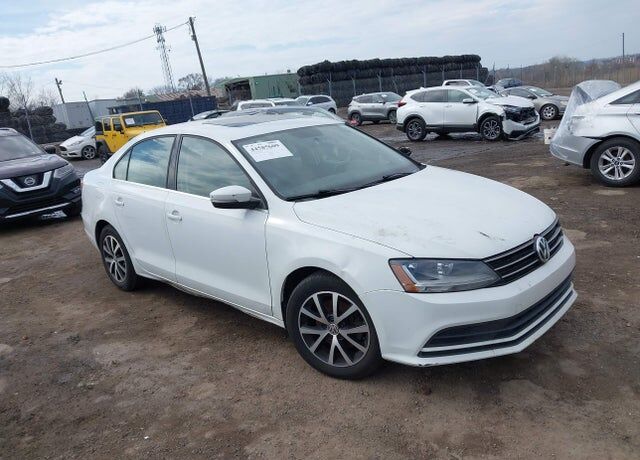 2017 VOLKSWAGEN Jetta