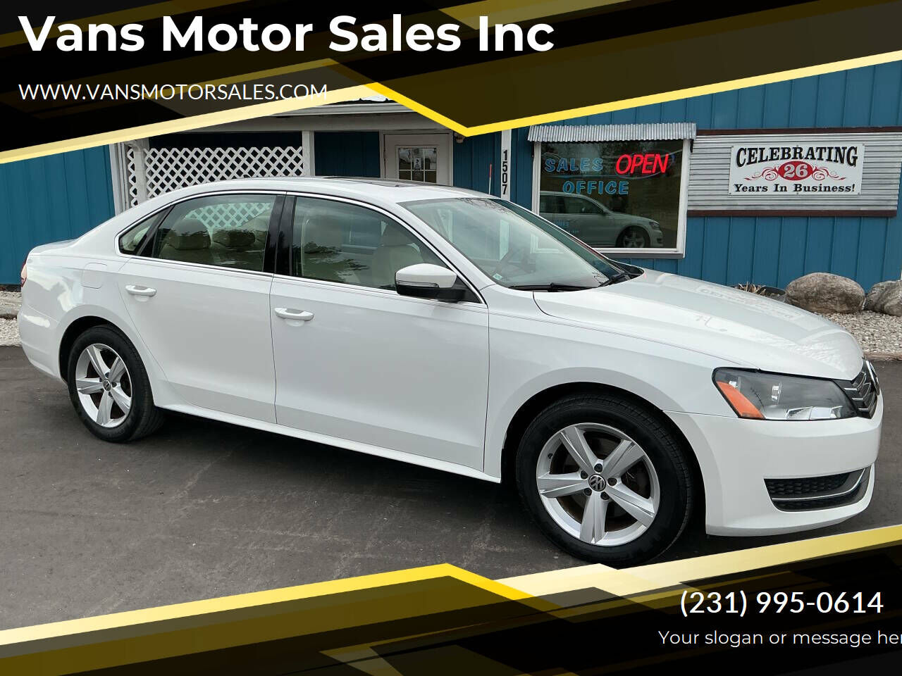 2013 VOLKSWAGEN Passat