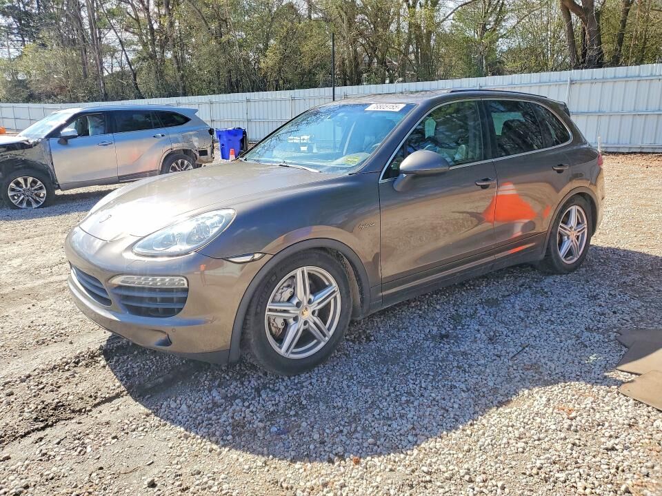 2012 PORSCHE Cayenne