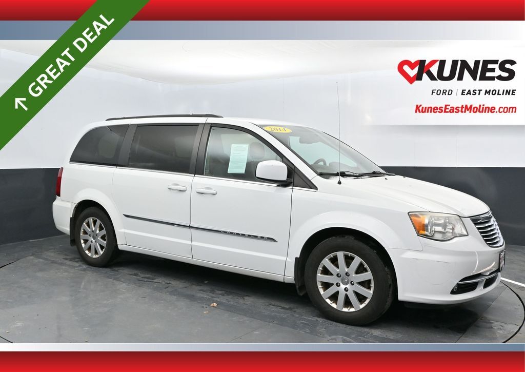 2014 CHRYSLER Town and Country