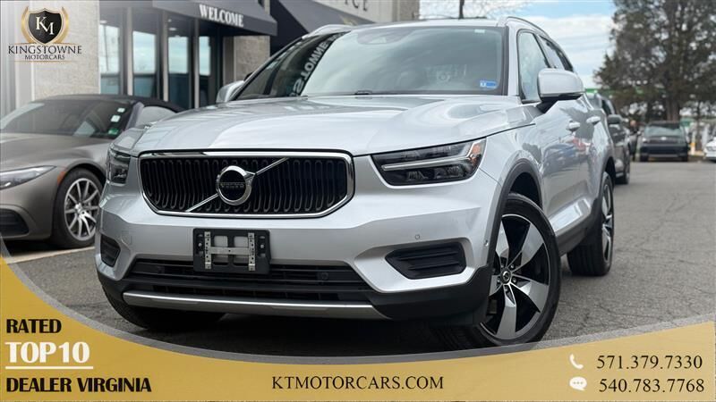 2019 VOLVO XC40