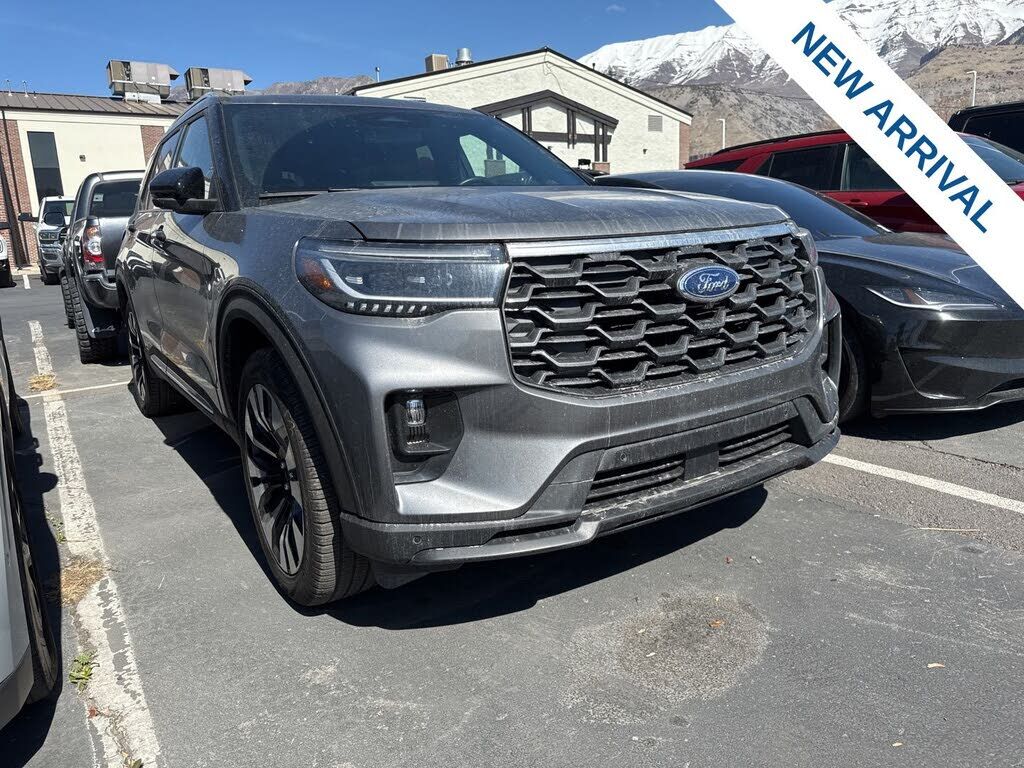 2025 FORD Explorer