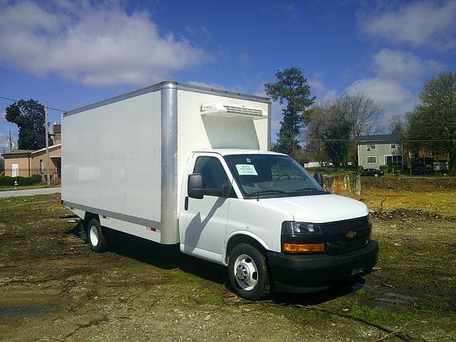 2024 CHEVROLET Express