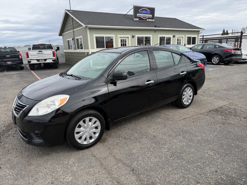 2014 NISSAN Versa