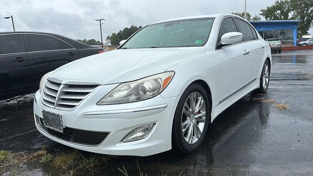 2012 HYUNDAI Genesis