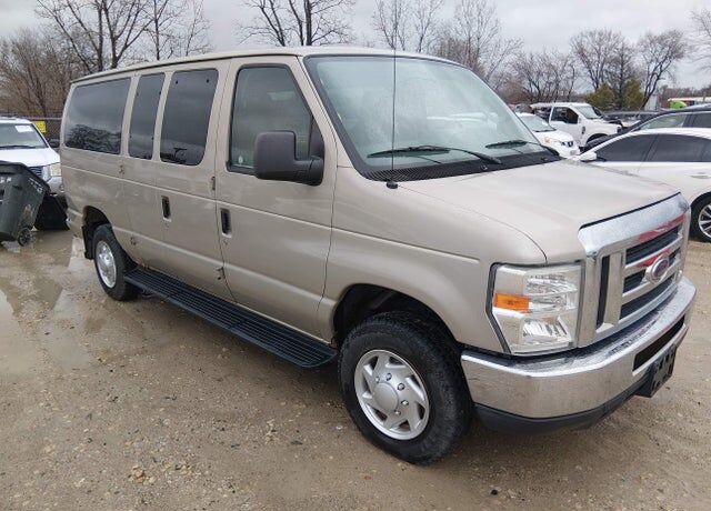 2012 FORD E-350