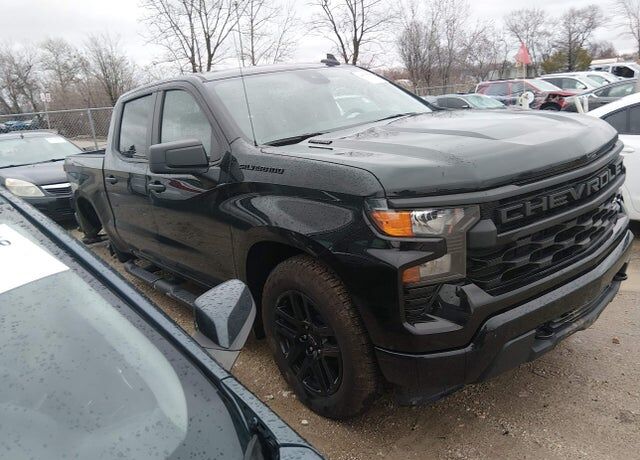 2025 CHEVROLET Silverado