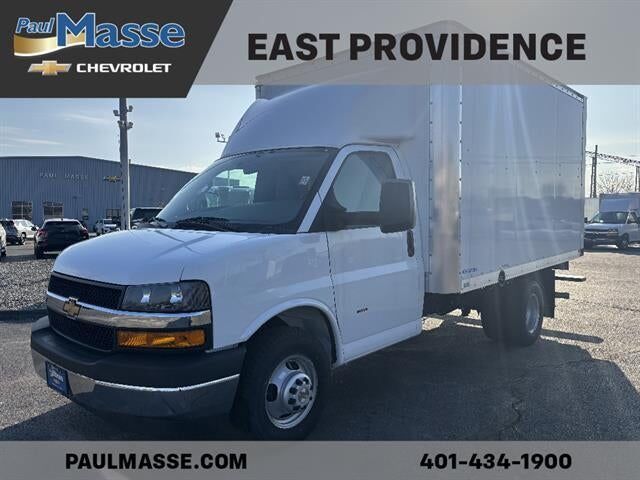2024 CHEVROLET Express