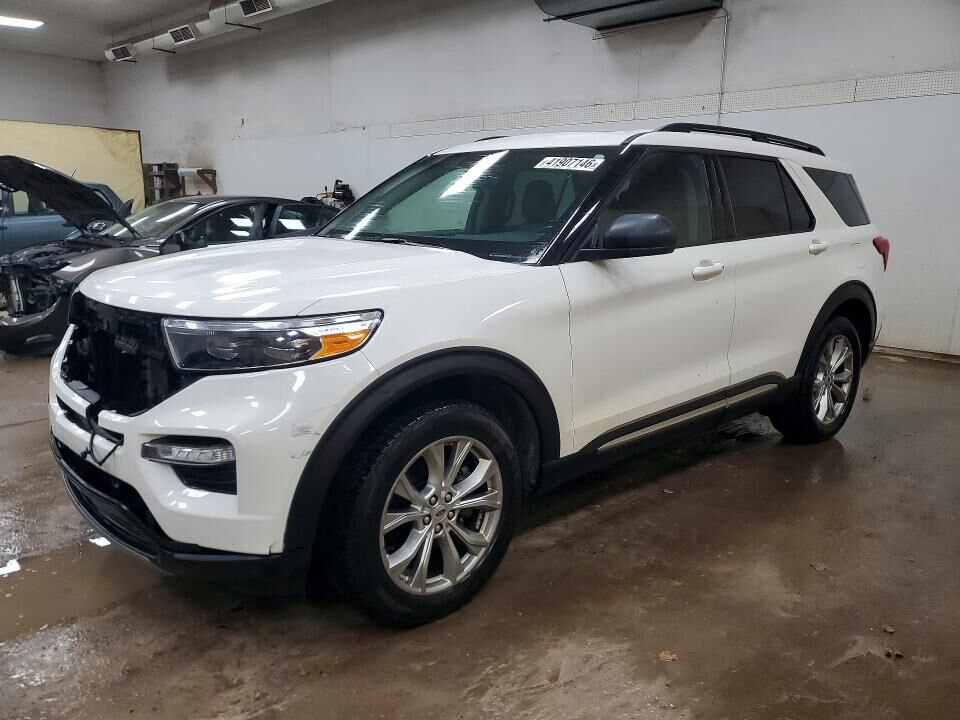 2021 FORD Explorer