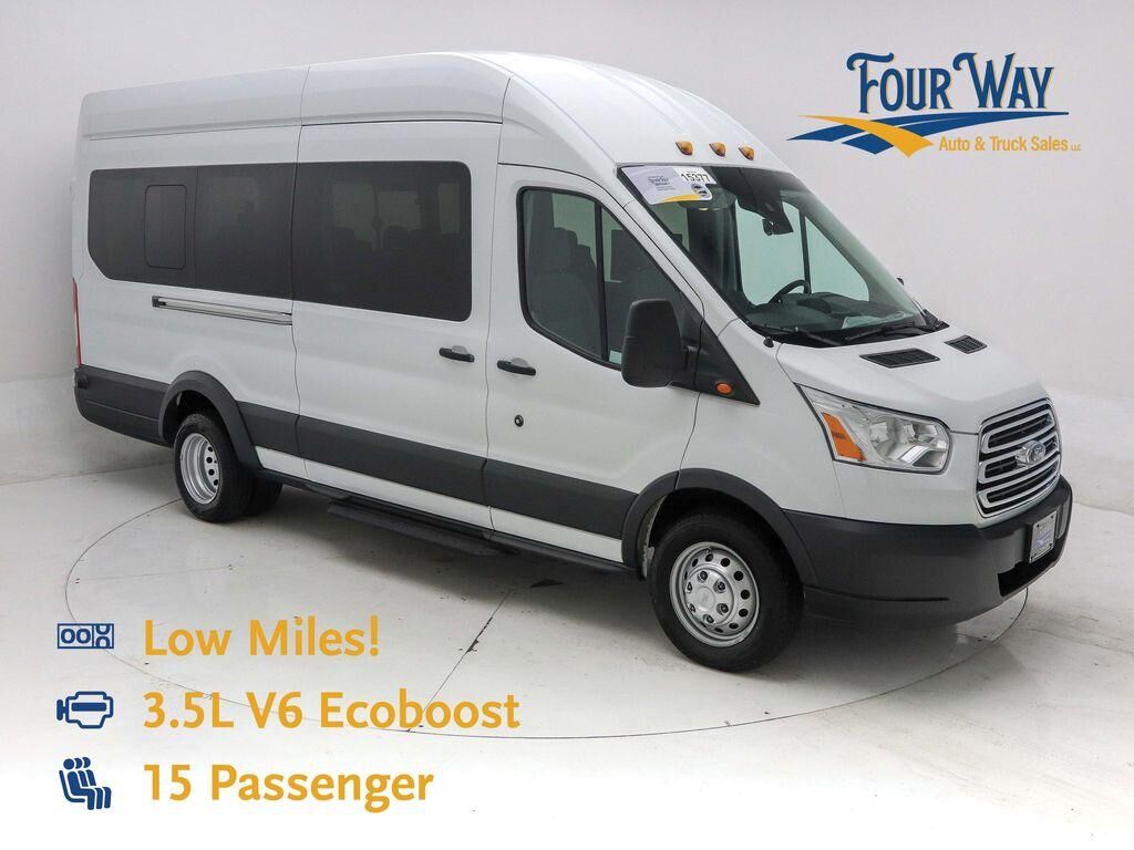 2015 FORD Transit