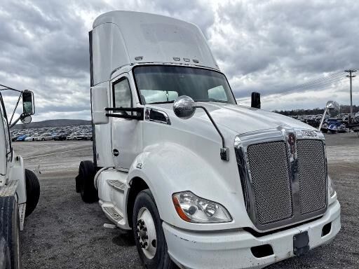 2014 KENWORTH T680