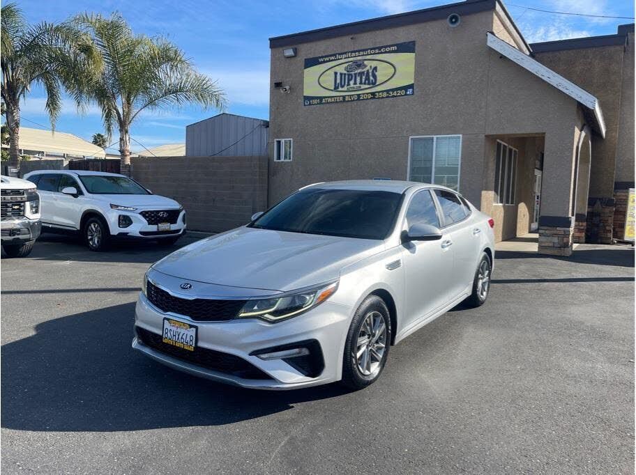 2019 KIA Optima